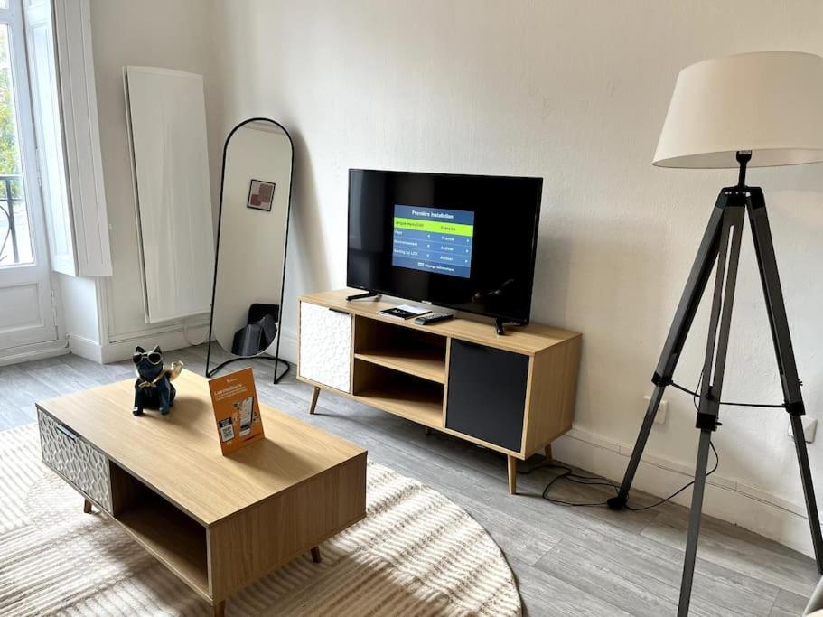 Studio Duquesne 1/2 Pers Nantes Ngoại thất bức ảnh